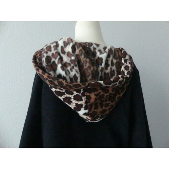 Vtg Tickets Leopard Hoodie Women's MEDIUM Fleece Lined Pullover Lagenlook - Picture 4 of 10